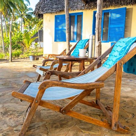 Hibiscus Beach House Pangani Eksteriør bilde