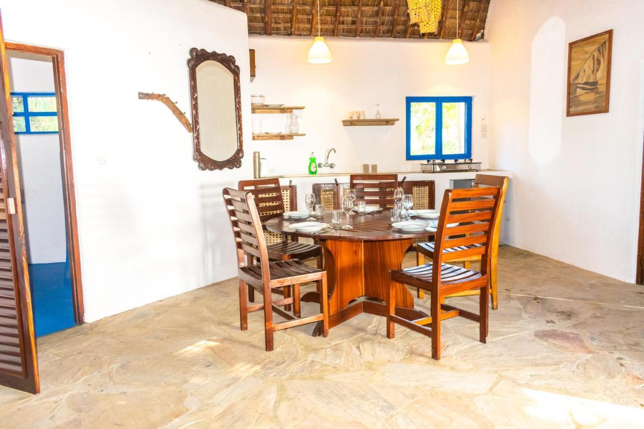 Hibiscus Beach House Pangani Eksteriør bilde